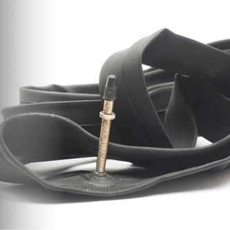Ultralight latex inner tube for 700x25c road tires, reducing rolling resistance with flexible rubber construction